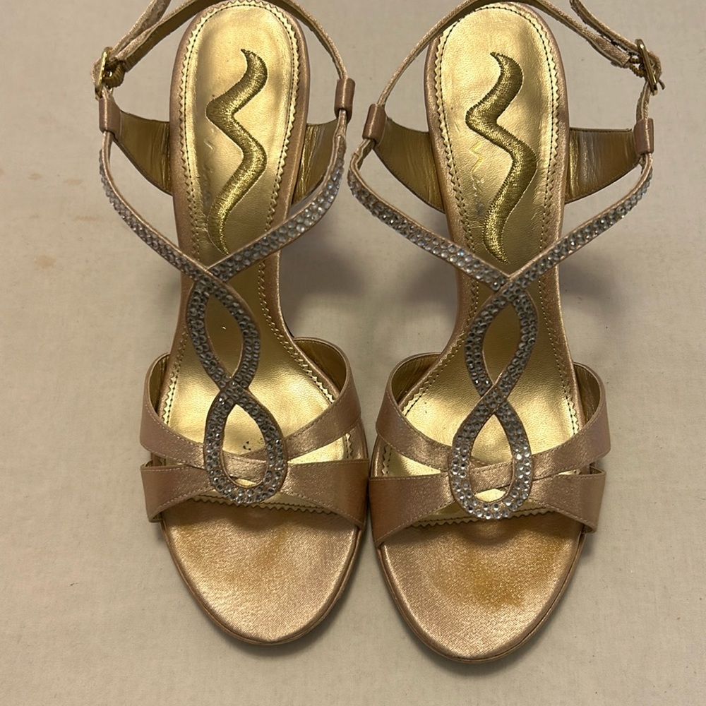 Nina Grayson Nude Satin sandal